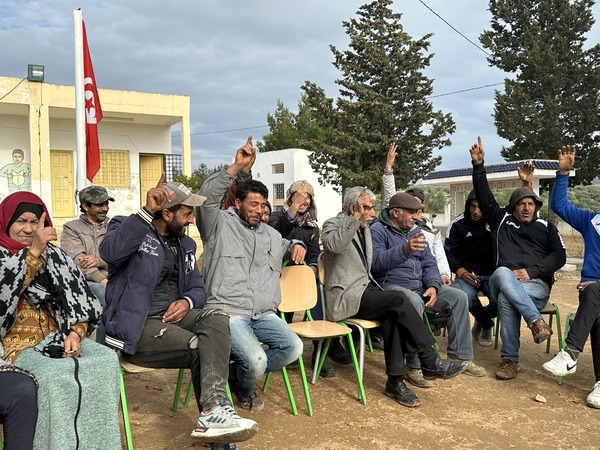 Establishment of a new Groupement de Dévelopement Agricole (GDA), (ph. ICARDA)